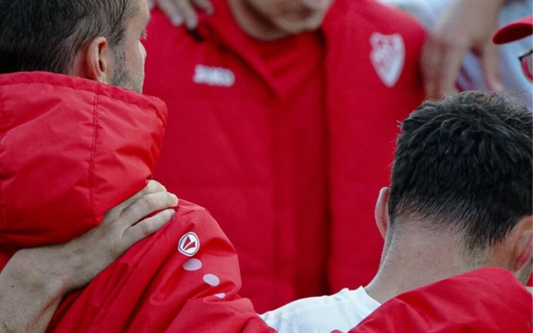 6. Spieltag Kreisliga Augsburg 25/26: TSV Merching marschiert weiter, Trainer zufrieden trotz kleiner Schwächephase.